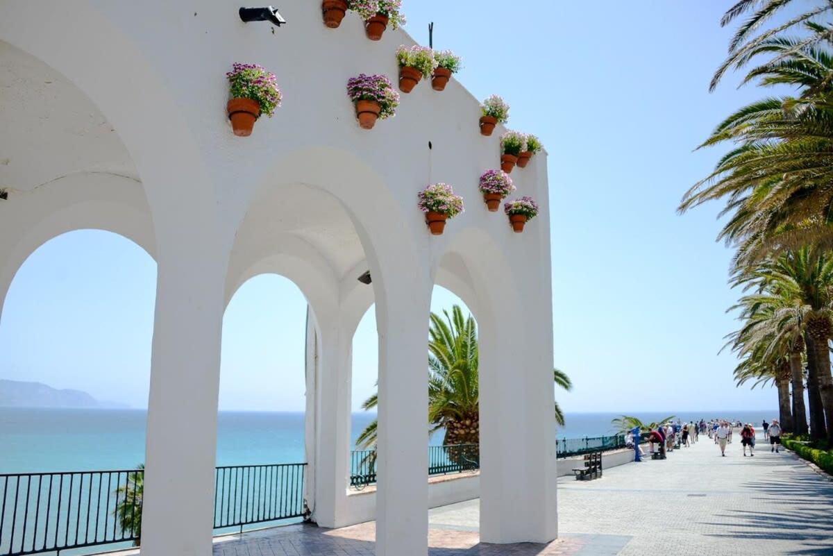 Paraiso Blanco Semesterbostad *